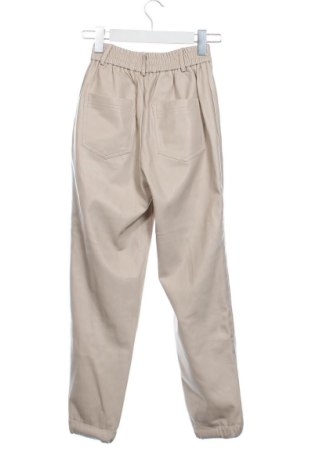 Дамски панталон Pull&Bear, Размер XS, Цвят Бежов, Цена 14,77 €
