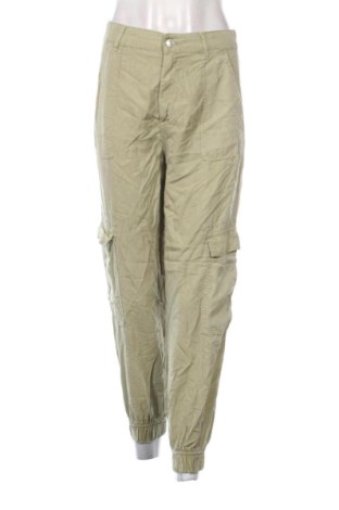 Pantaloni de femei Stradivarius, Mărime S, Culoare Verde, Preț 91,99 Lei