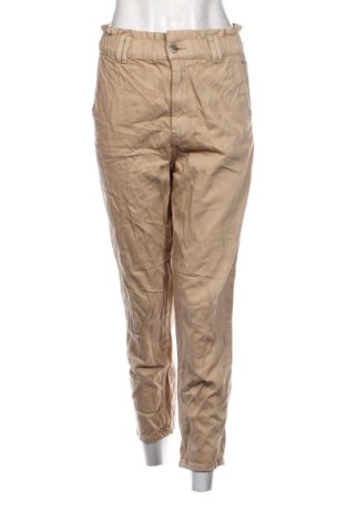 Дамски панталон Stradivarius, Размер S, Цвят Бежов, Цена 15,33 €