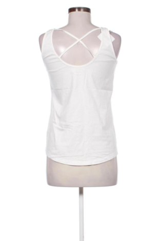 Tricou de damă Oyanda, Mărime S, Culoare Alb, Preț 50,00 Lei