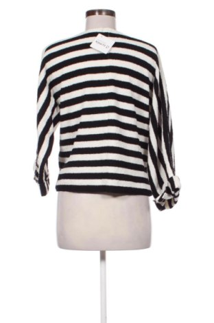 Дамски пуловер Unbranded, Размер XL, Цвят Многоцветен, Цена 8,41 €