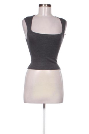 Дамски топ Zara, Размер XS, Цвят Сив, Цена 9,71 €