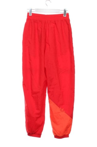 Damskie spodnie sportowe Adidas Originals, Rozmiar XS, Kolor Czerwony, Cena 301,90 zł
