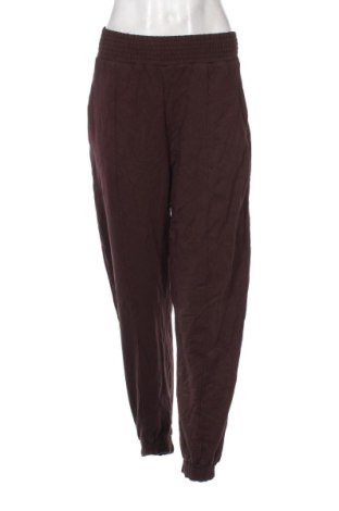 Pantaloni trening de femei Bershka, Mărime S, Culoare Maro, Preț 91,99 Lei