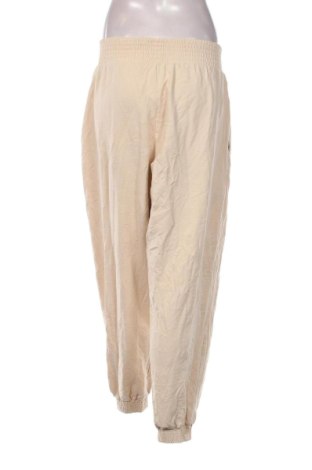 Dámske tepláky Bershka, Veľkosť L, Farba Béžová, Cena  17,95 €