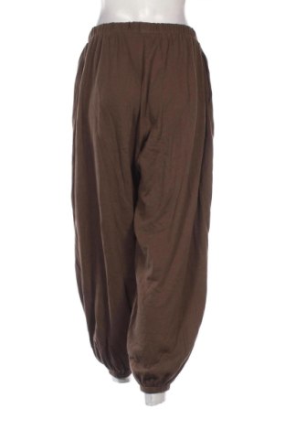 Pantaloni trening de femei Zara, Mărime M, Culoare Maro, Preț 71,99 Lei