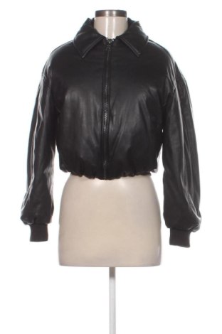 Geacă de femei Bershka, Mărime XS, Culoare Negru, Preț 182,46 Lei