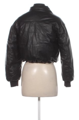 Geacă de femei Bershka, Mărime XS, Culoare Negru, Preț 182,46 Lei