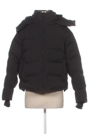 Geacă de femei pentru sport de iarnă Oysho, Mărime XL, Culoare Negru, Preț 939,99 Lei