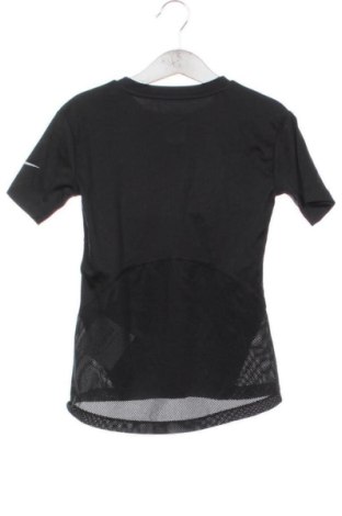 Dětské tričko  Nike, Velikost 6-7y/ 122-128 cm, Barva Černá, Cena  379,00 Kč