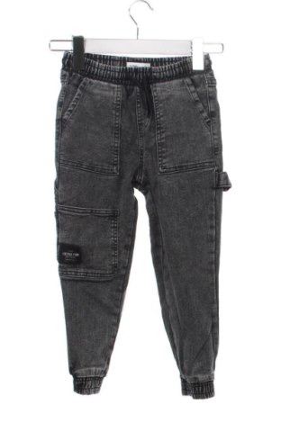 Gyerek farmernadrág Sinsay, Méret 4-5y / 110-116 cm, Szín Szürke, Ár 6 737 Ft