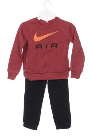 Kinder - Set Nike, Größe 2-3y/ 98-104 cm, Farbe Mehrfarbig, Preis 61,99 €