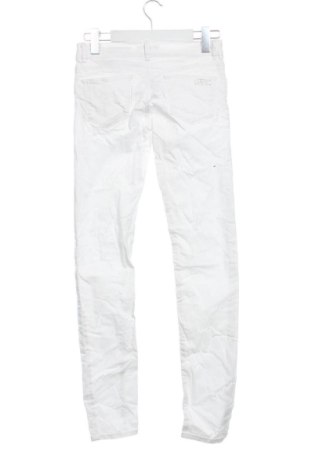 Kinderhose Guess, Größe 12-13y/ 158-164 cm, Farbe Weiß, Preis € 27,99
