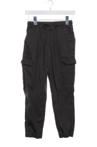 Pantaloni pentru copii LC Waikiki, Mărime 8-9y/ 134-140 cm, Culoare Verde, Preț 57,35 Lei