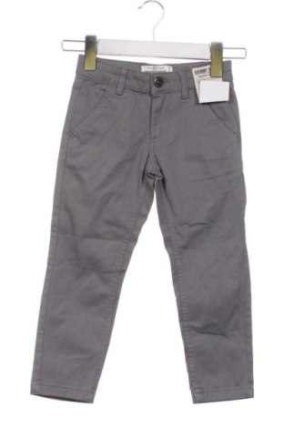 Παιδικό παντελόνι Piazza Italia, Μέγεθος 3-4y/ 104-110 εκ., Χρώμα Γκρί, Τιμή 20,99 €
