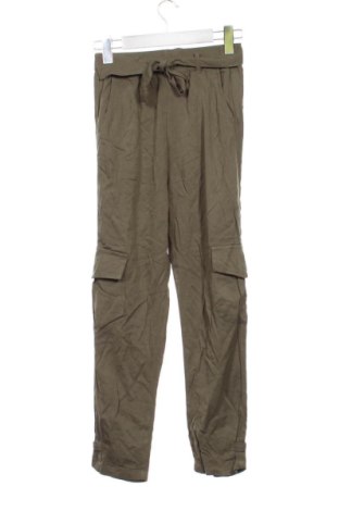 Детски панталон Unbranded, Размер 13-14y/ 164-168 см, Цвят Зелен, Цена 11,00 €