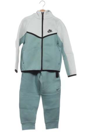 Dětská sportovní souprava Nike, Velikost 5-6y/ 116-122 cm, Barva Vícebarevné, Cena  1 649,00 Kč
