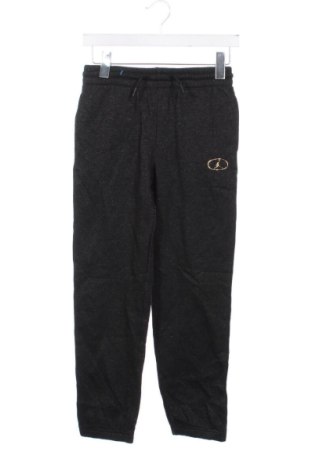 Gyerek sport nadrág Air Jordan Nike, Méret 10-11y / 146-152 cm, Szín Fekete, Ár 10 559 Ft