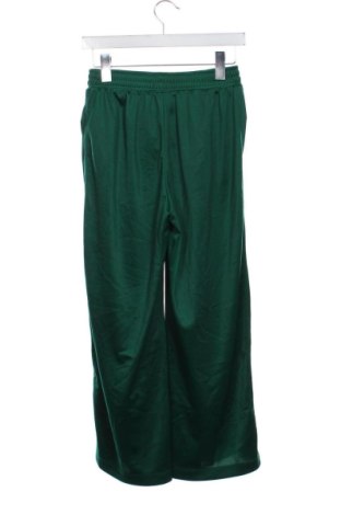 Pantaloni de trening, pentru copii Bershka, Mărime 10-11y/ 146-152 cm, Culoare Verde, Preț 67,77 Lei