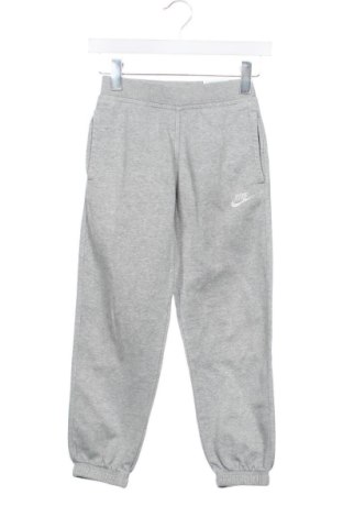 Kinder Sporthose Nike, Größe 8-9y/ 134-140 cm, Farbe Grau, Preis 51,99 €