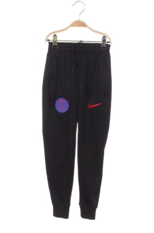 Kinder Sporthose Nike, Größe 6-7y/ 122-128 cm, Farbe Schwarz, Preis 51,99 €