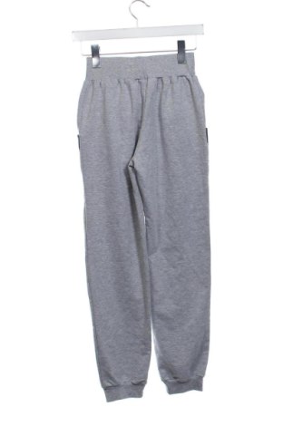 Dětské tepláky Unbranded, Velikost 11-12y/ 152-158 cm, Barva Šedá, Cena  567,00 Kč