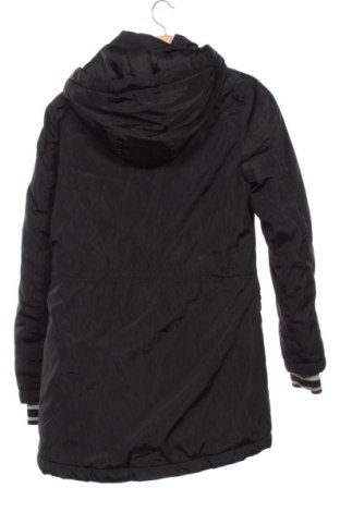 Gyerek dzseki Girls United, Méret 15-18y / 170-176 cm, Szín Fekete, Ár 9 100 Ft