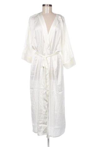 Hausmantel Lipsy, Größe M, Farbe Weiß, Preis 61,99 €
