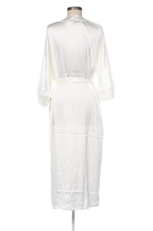 Hausmantel Lipsy, Größe M, Farbe Weiß, Preis 61,99 €