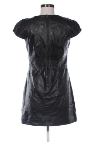 Skórzana sukienka WE, Rozmiar S, Kolor Czarny, Cena 42,87 zł