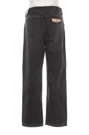 Férfi farmernadrág Pull&Bear, Méret M, Szín Szürke, Ár 15 919 Ft