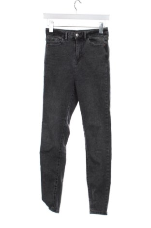 Мъжки дънки Sinsay, Размер XS, Цвят Черен, Цена 19,97 €