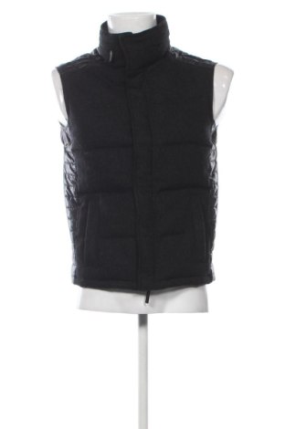 Vestă de bărbați United Colors Of Benetton, Mărime M, Culoare Negru, Preț 215,99 Lei