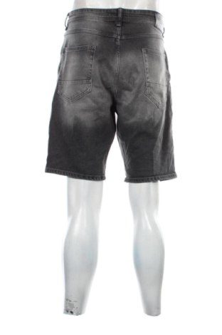 Pantaloni scurți de bărbați Zara, Mărime L, Culoare Gri, Preț 57,99 Lei