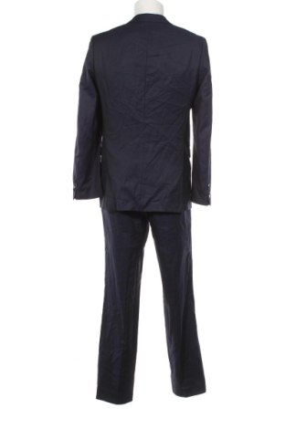 Costum de bărbați Hugo Boss, Mărime M, Culoare Verde, Preț 1.194,99 Lei