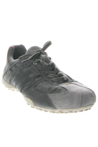 Férfi cipők
 Geox, Méret 45, Szín Szürke, Ár 26 033 Ft