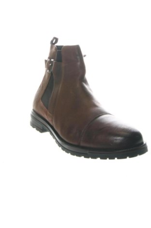 Férfi cipők
 Pier One, Méret 46, Szín Barna, Ár 27 669 Ft