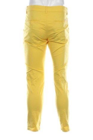 Męskie spodnie Esprit, Rozmiar M, Kolor Żółty, Cena 41,99 zł