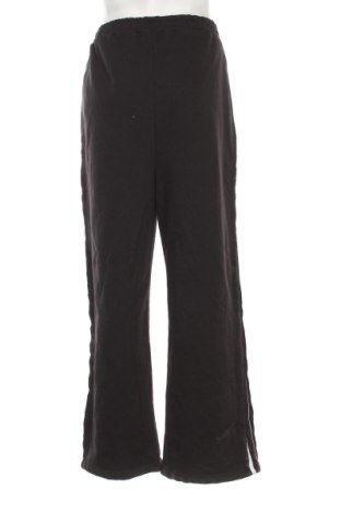 Мъжки панталон Favela, Размер L, Цвят Черен, Цена 56,24 €