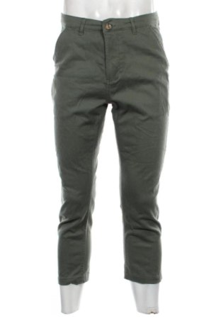 Herrenhose Lager 157, Größe M, Farbe Grün, Preis 23,47 €