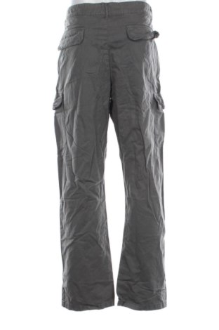 Męskie spodnie Urban Classics, Rozmiar XL, Kolor Szary, Cena 207,99 zł