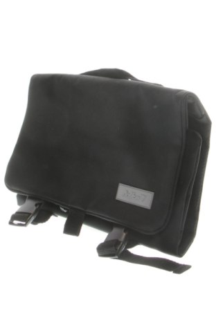 Несесер Unbranded, Цвят Черен, Цена 9,20 €