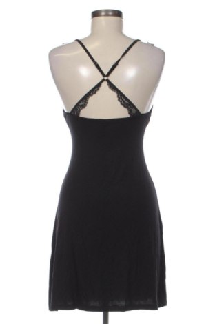 Piżama
 Hunkemoller, Rozmiar S, Kolor Czarny, Cena 207,99 zł