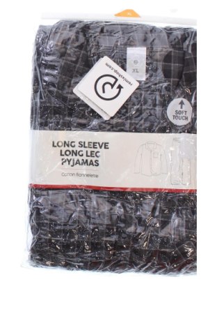 Piżama
 Target, Rozmiar XL, Kolor Kolorowy, Cena 123,99 zł