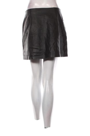 Fustă Bershka, Mărime M, Culoare Negru, Preț 60,99 Lei