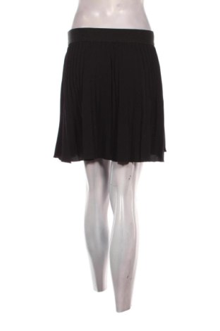 Пола C&A, Размер S, Цвят Черен, Цена 10,22 €