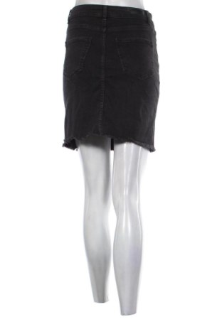 Пола Pieces, Размер S, Цвят Черен, Цена 14,31 €