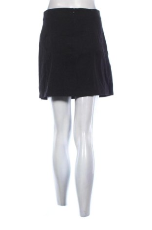 Пола SHEIN, Размер S, Цвят Черен, Цена 10,00 €