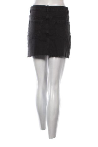 Пола Sinsay, Размер M, Цвят Черен, Цена 15,00 €