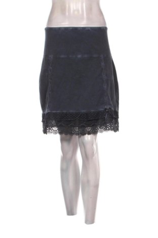 Пола Tredy, Размер L, Цвят Многоцветен, Цена 10,22 €